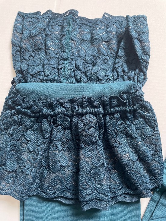 Annestrussturchese03 0